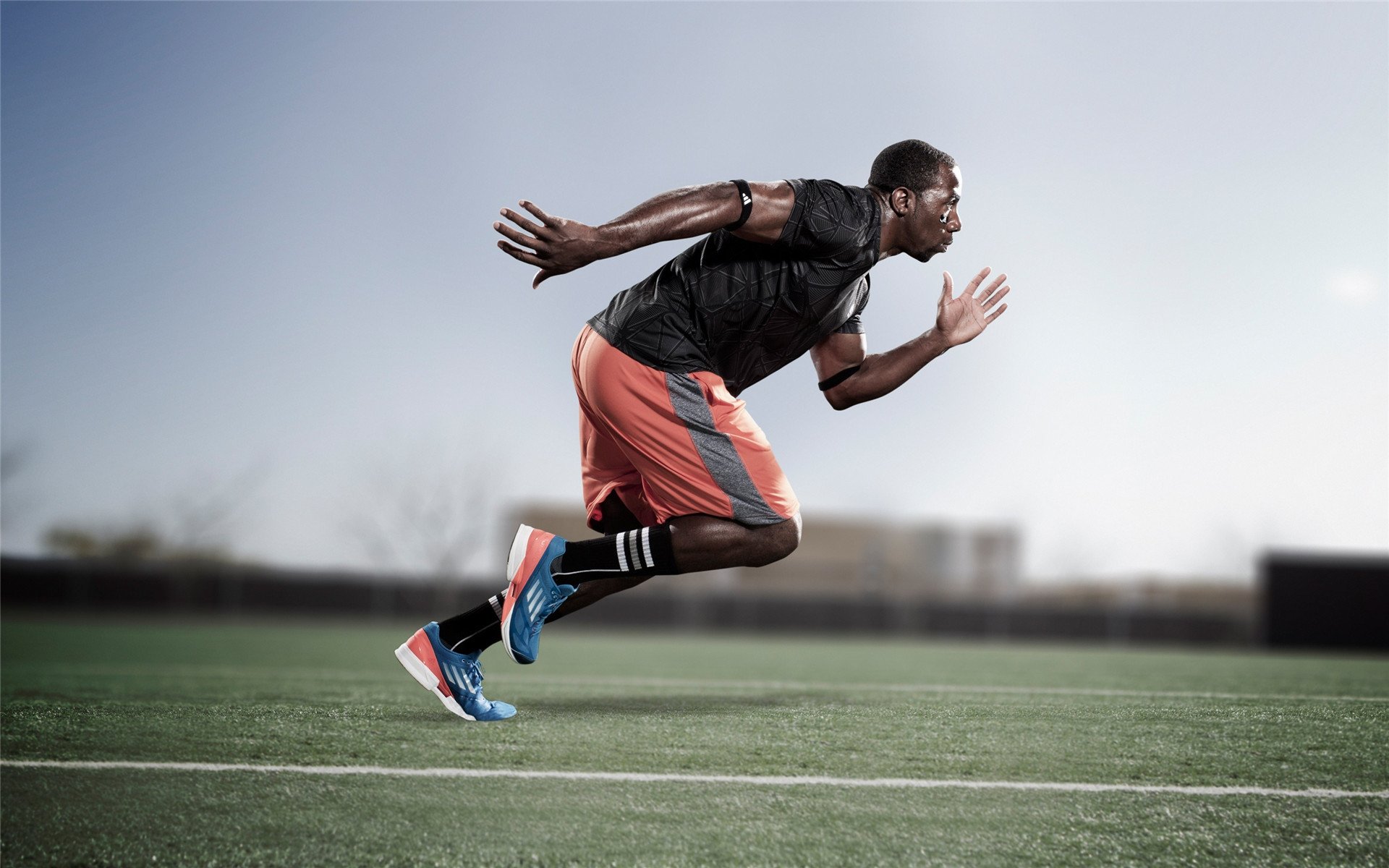 “阿根廷美洲狮队：强攻与防守的完美平衡”