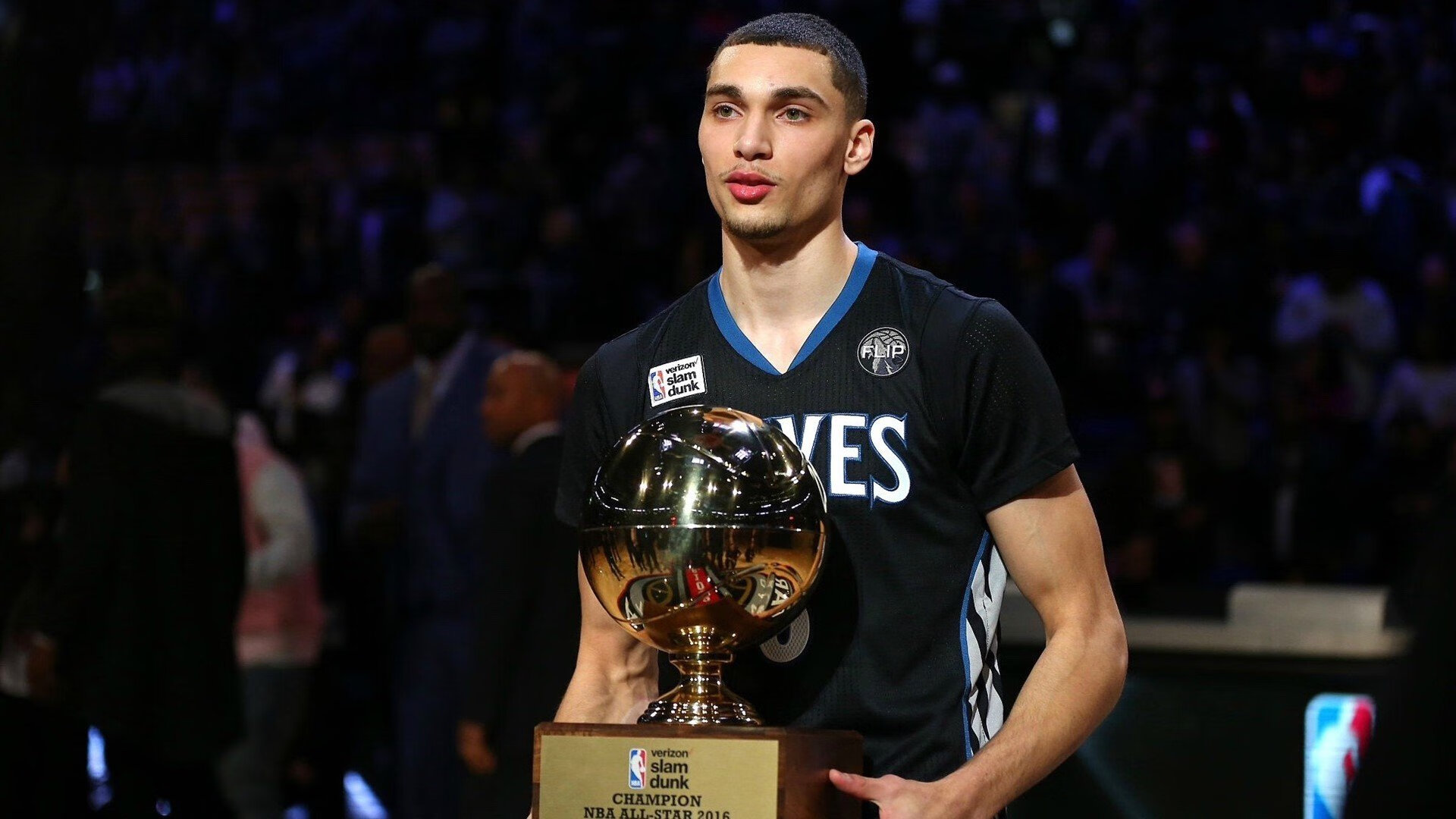 世界杯令人振奋的精彩瞬间：英雄本色！，世界杯英雄情况