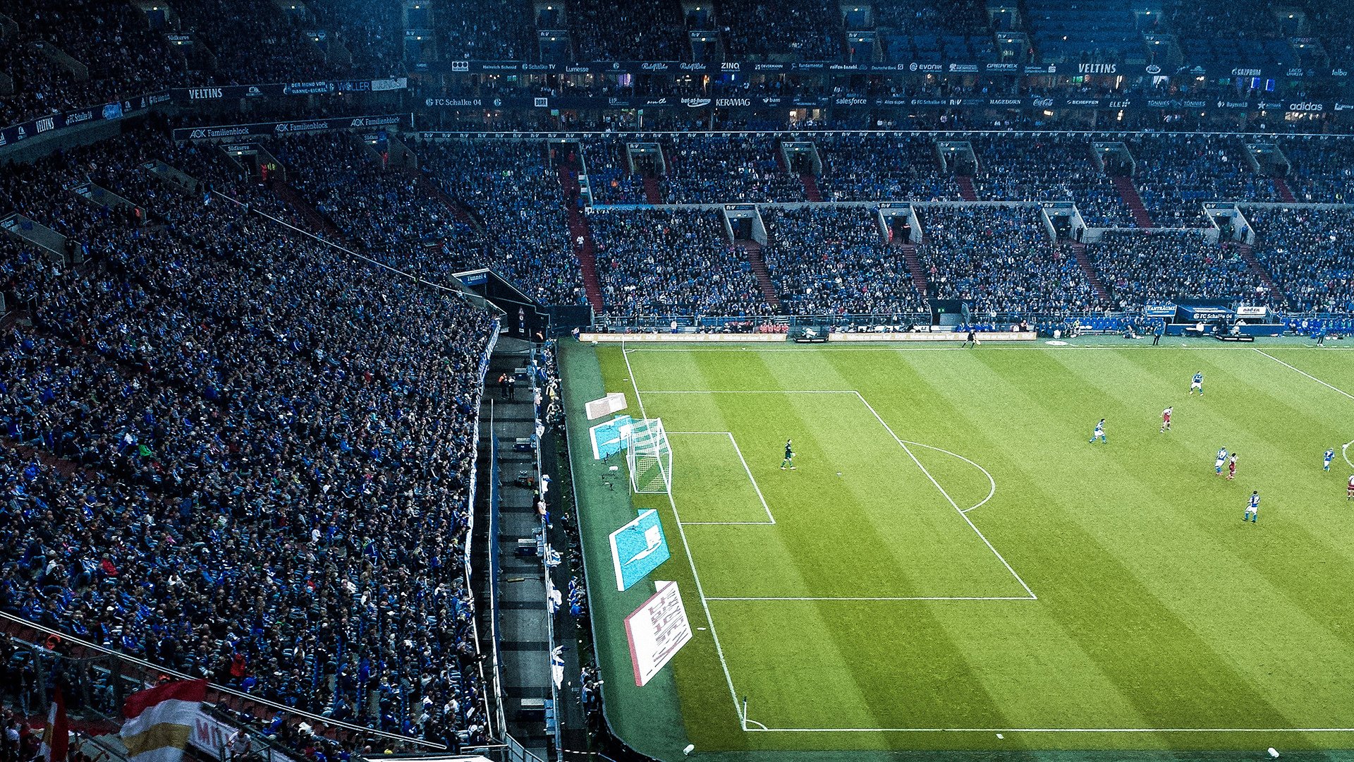 开云全站-英超巅峰对决：极限竞技，激情狂澜，英超巅峰时期